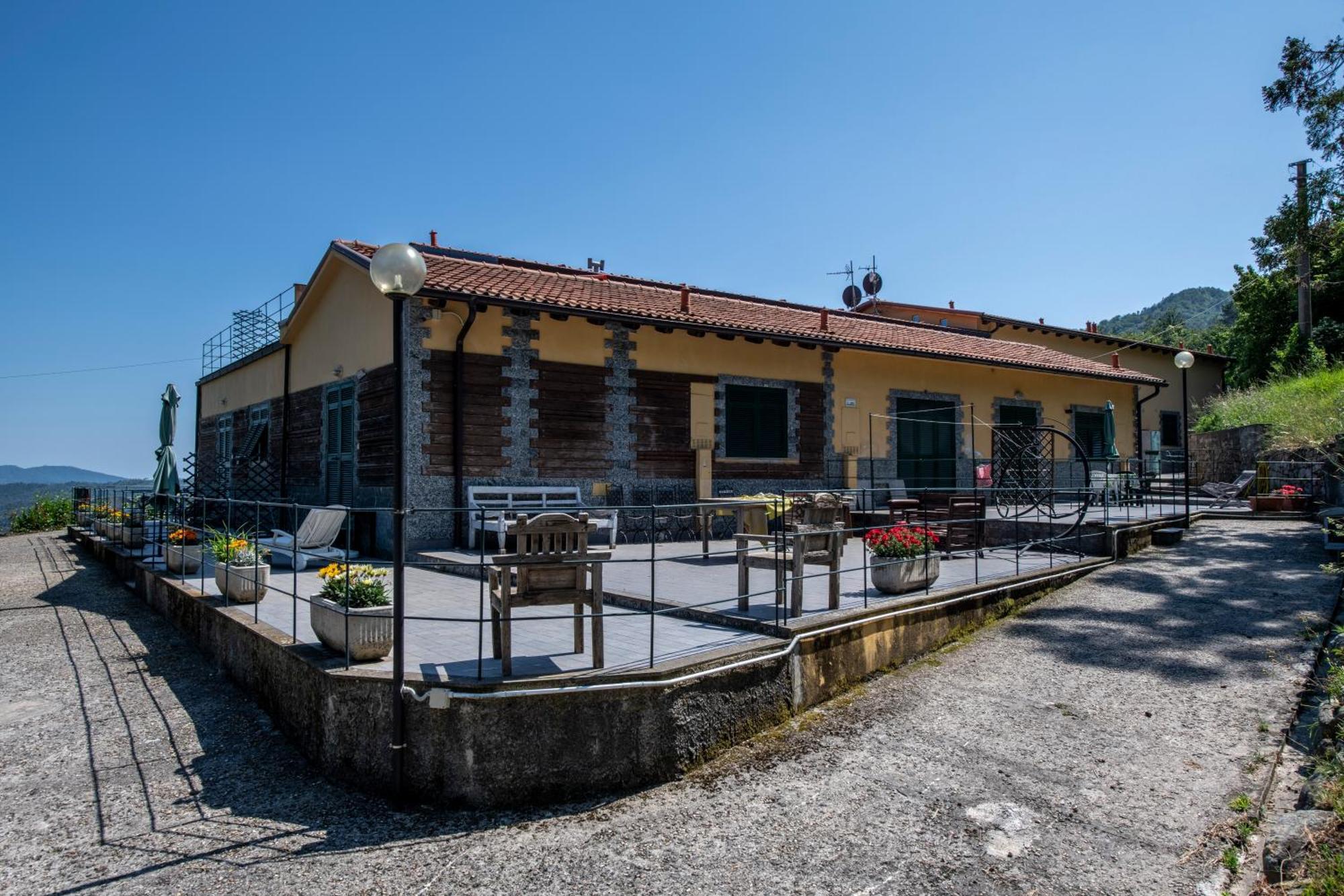 202 - Camera Mansardata Tra Le Cinque Terre E Portofino - Residence Cherry House Carro Exterior photo